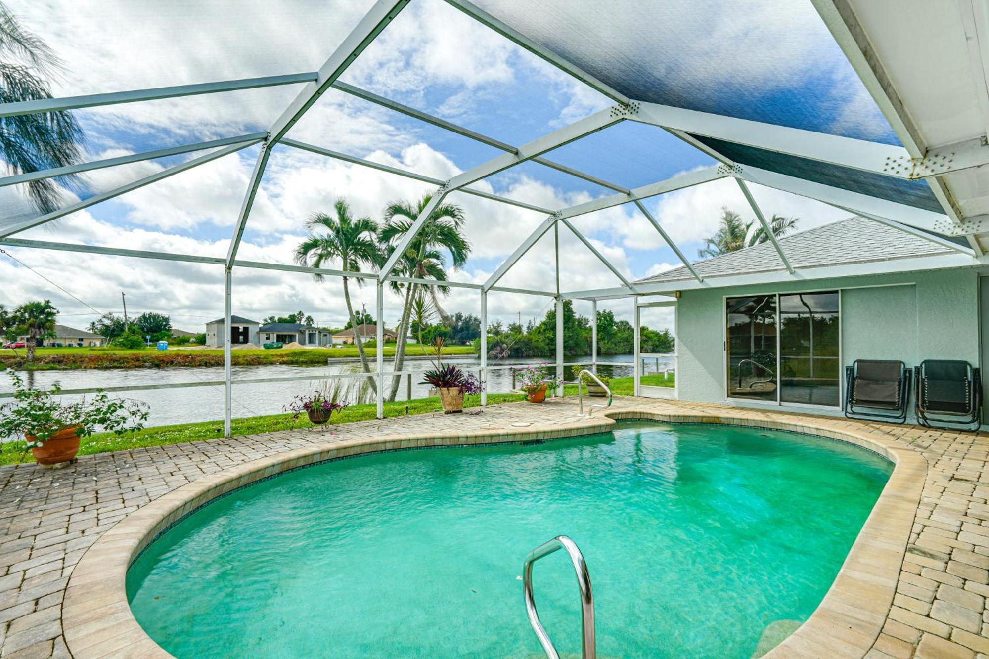 Waterfront Cape Coral Home With Lanai And Private Pool Matlacha Exterior photo